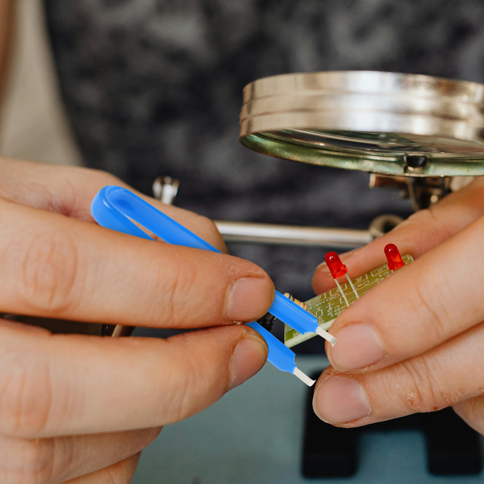 ชุดอุปกรณ์จับชิ้นส่วนอิเล็กทรอ - Ic Chip Puller บทวิจารณ์และราคา